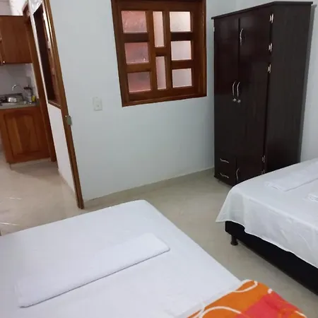 Apartamentos Con Estacionamiento Cerca Al Parque Tamesis Exterior photo