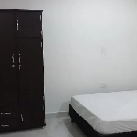 Apartamentos Con Estacionamiento Cerca Al Parque Tamesis Exterior photo